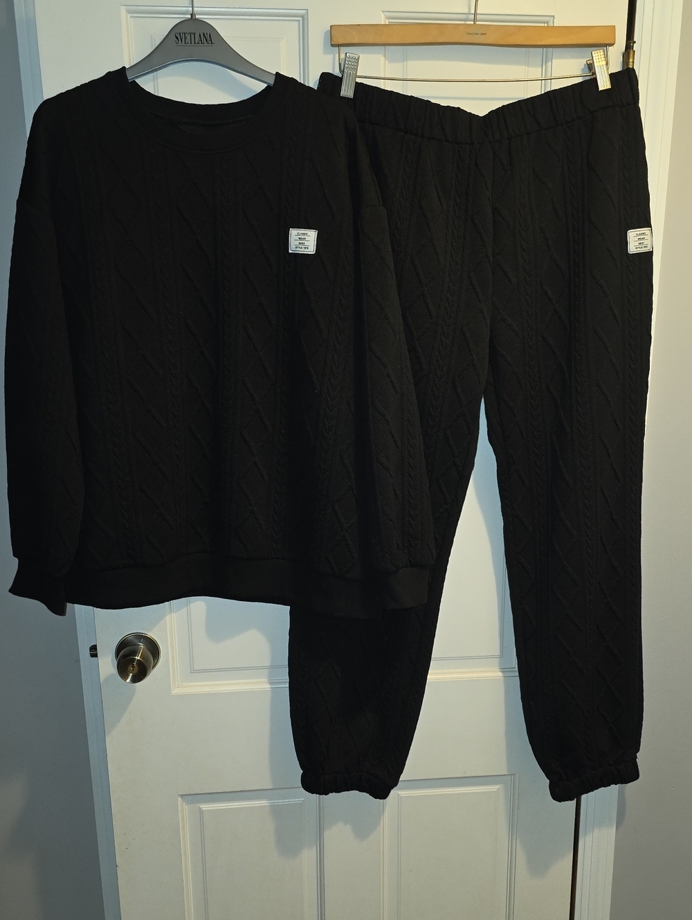Classic  Wear Best Style 1979 Black Cable Knit Sweat Suit. Size XXL PTP 26in